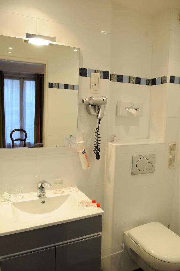 Hotel La Sanguine Parijs Buitenkant foto