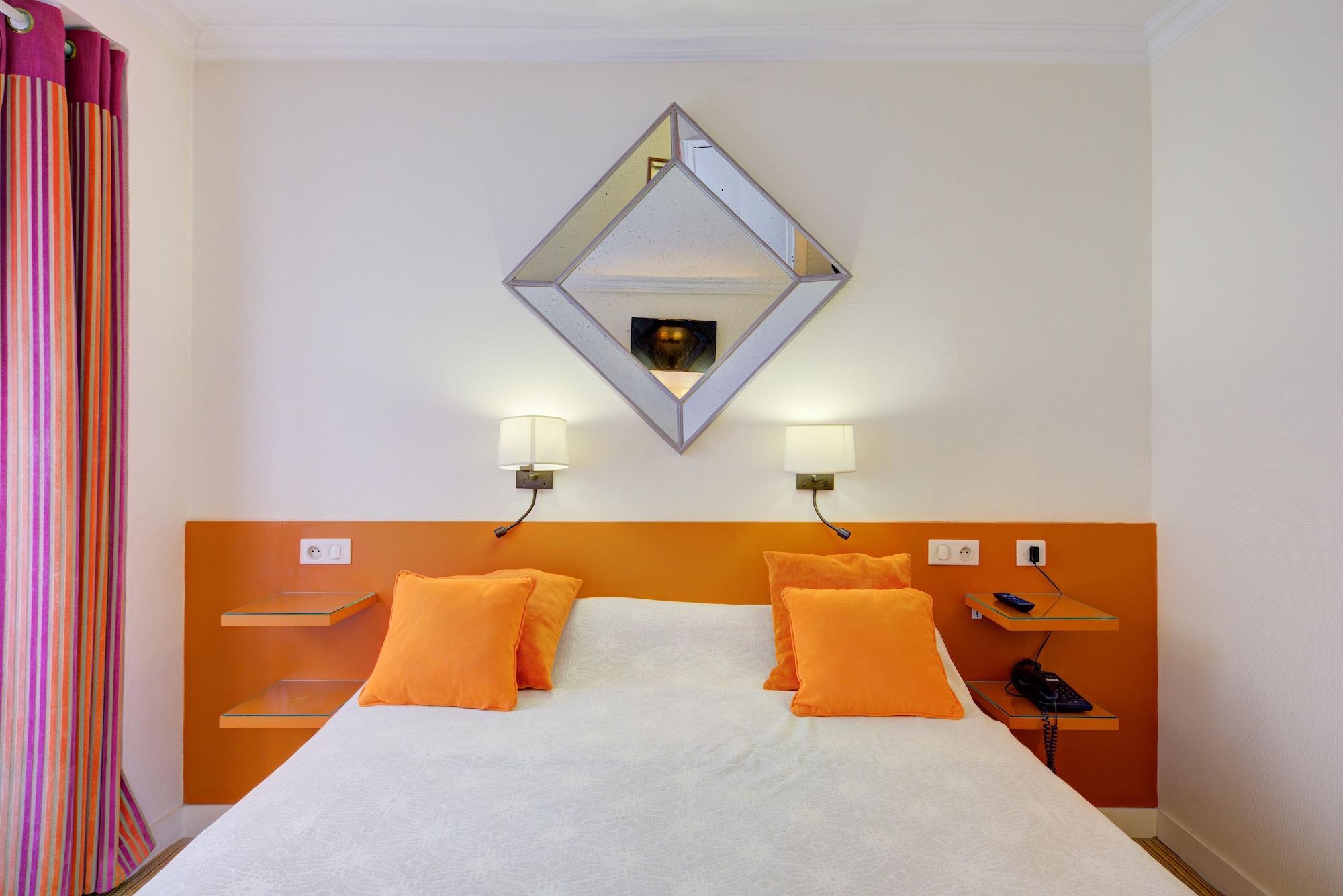 Hotel La Sanguine Parijs Buitenkant foto